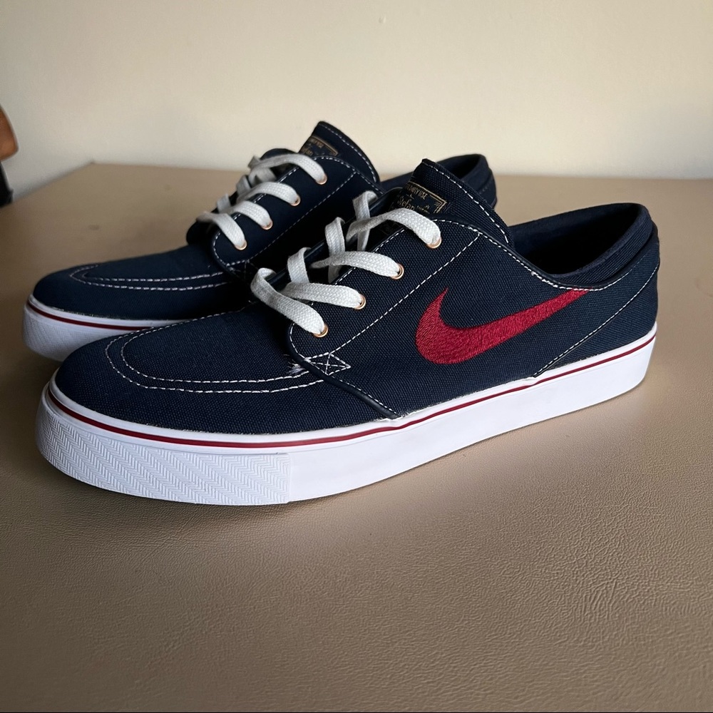 Nike SB Janowski Navy/Burgundy